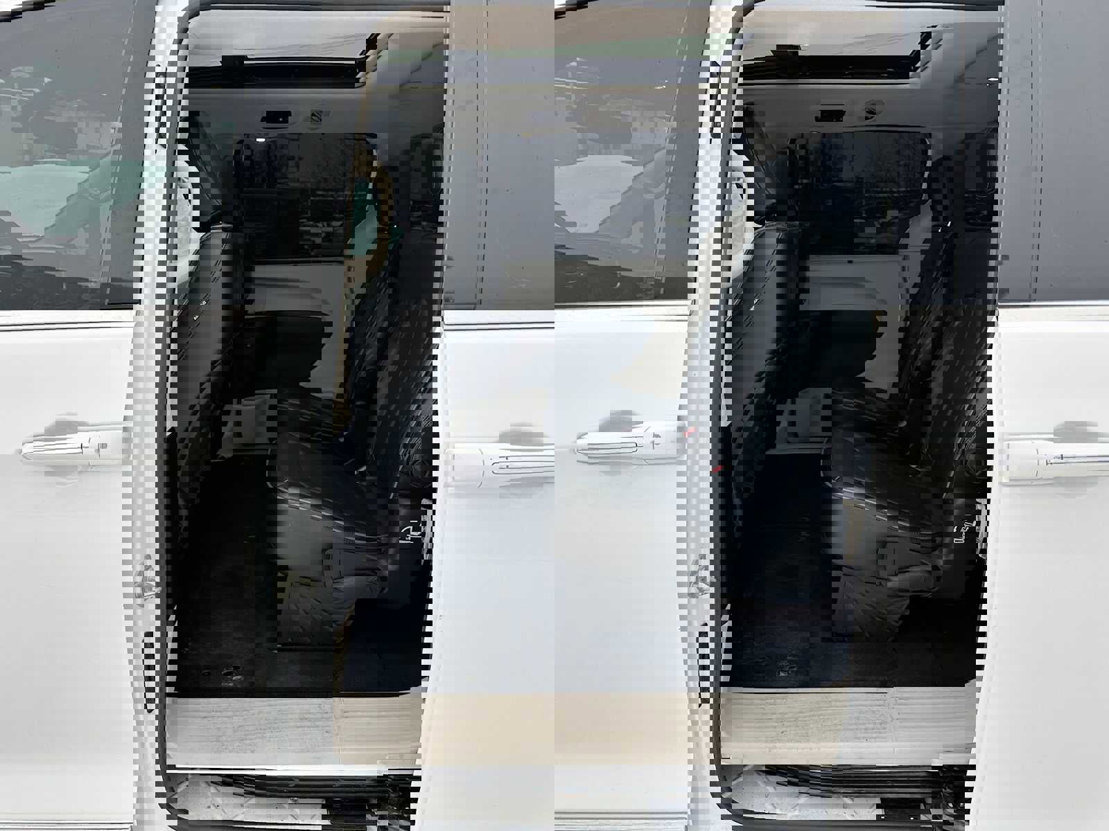 Used 2020 Chrysler Pacifica Limited image 18