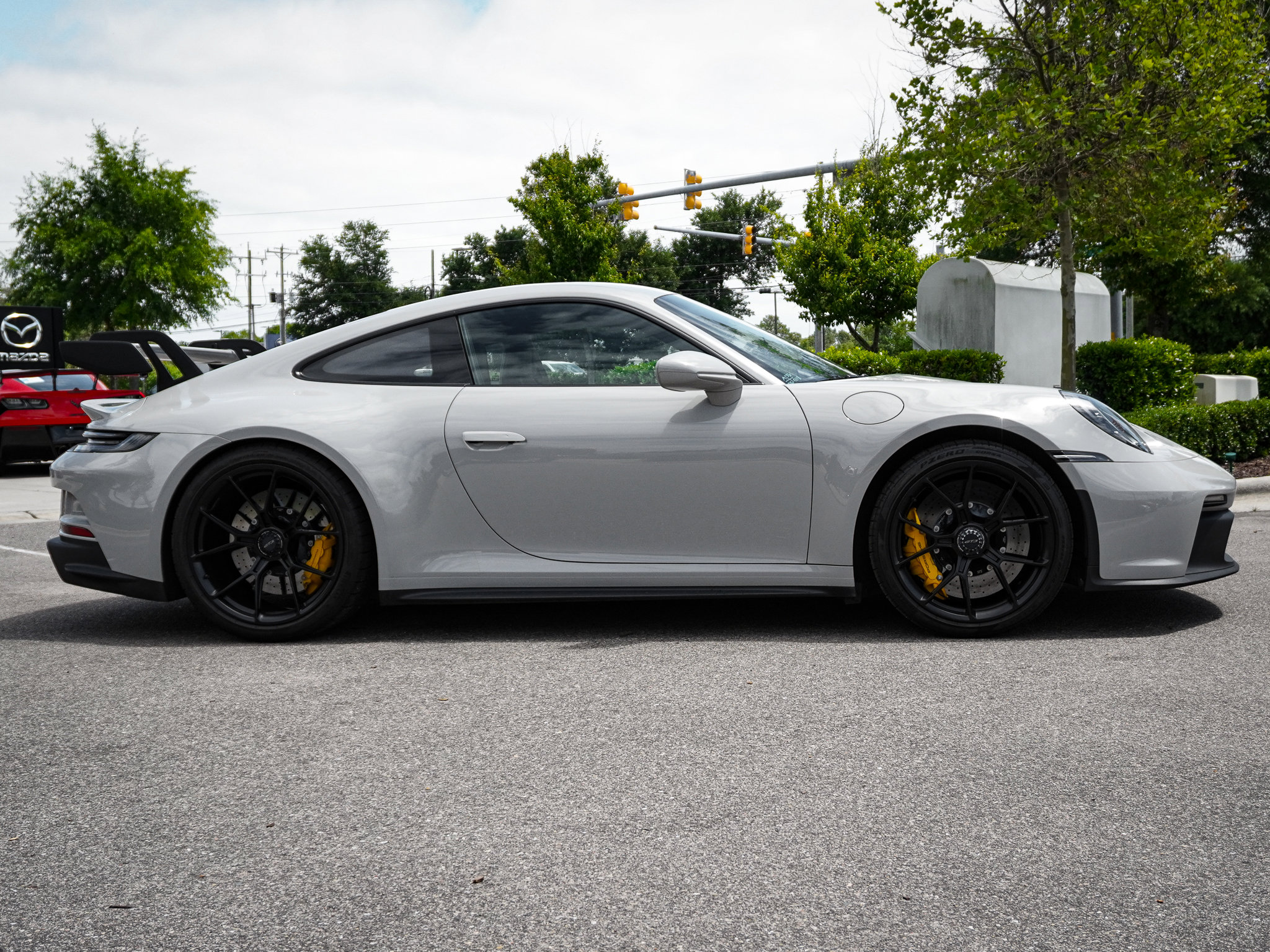 Used 2022 Porsche 911 GT3 RWD image 11