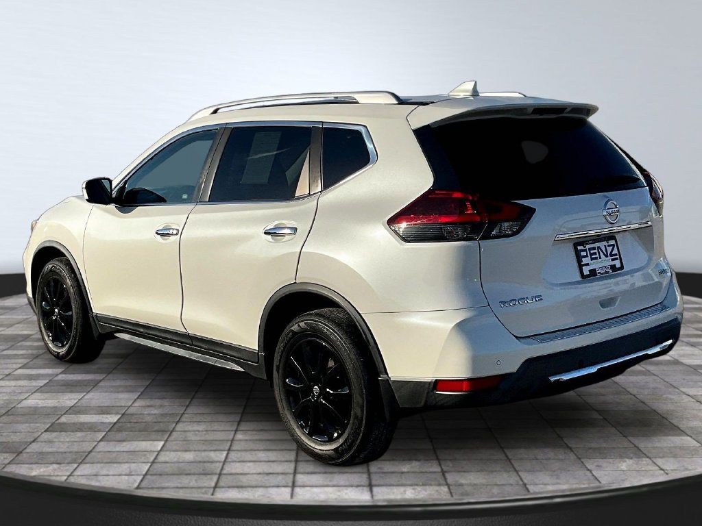 Used 2020 Nissan Rogue SV AWD/4WD image 5