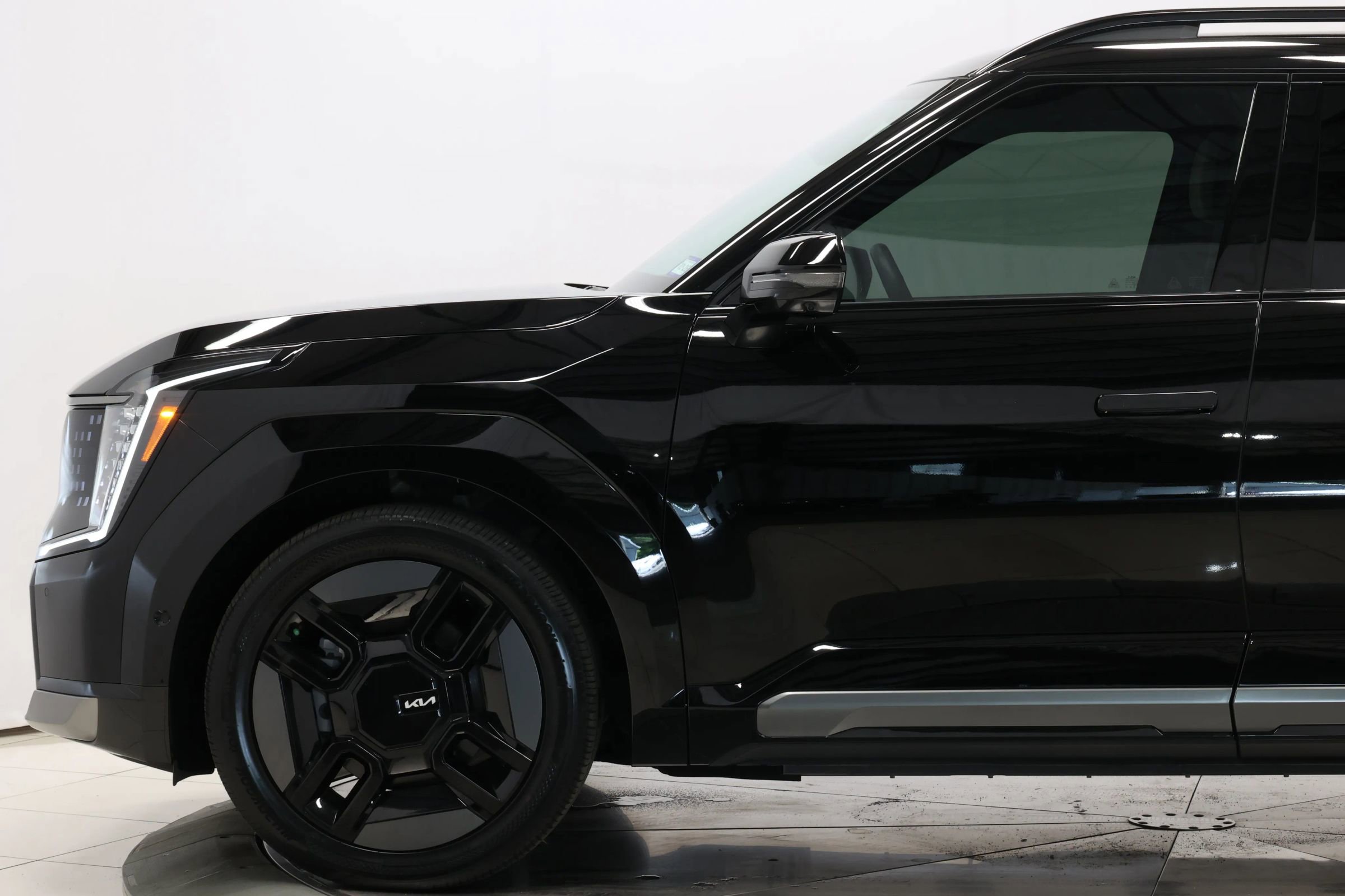 Used 2024 Kia EV9 GT-Line image 7