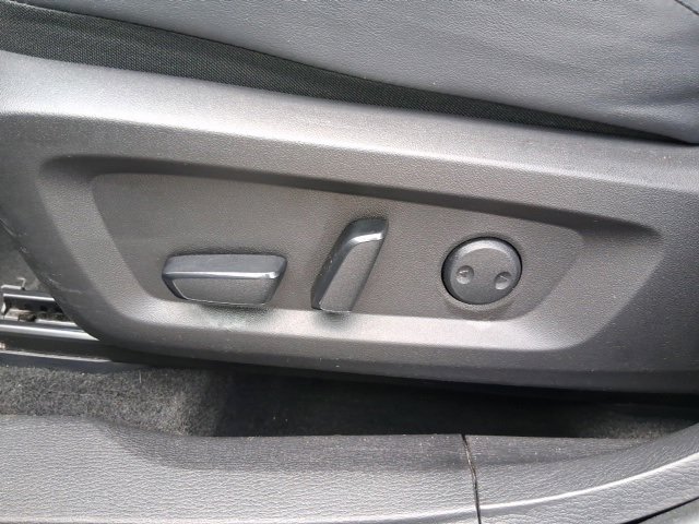 Used 2024 Mitsubishi Outlander AWD image 13