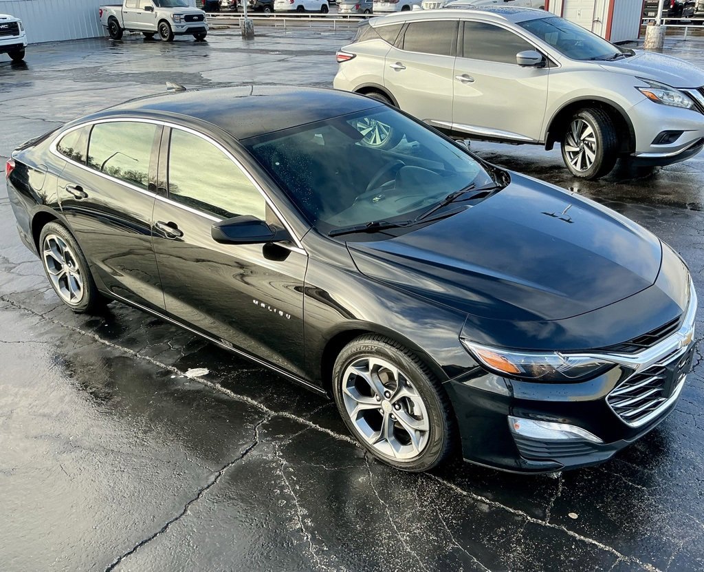 Used 2022 Chevrolet Malibu LT image 4