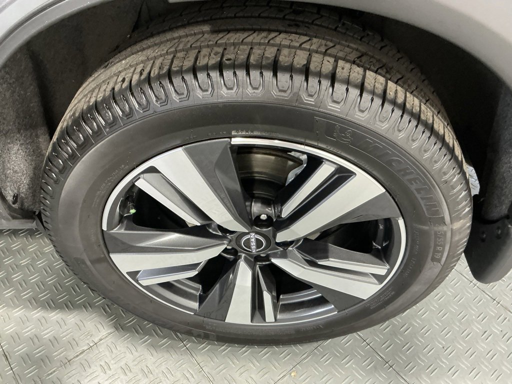 Used 2023 Nissan Rogue Platinum w/ Platinum Premium Package image 45