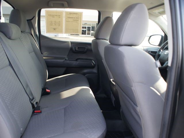 Used 2023 Toyota Tacoma SR AWD/4WD image 19