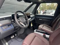 New 2025 Volkswagen ID. Buzz Pro S image 31