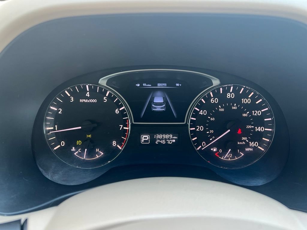 Used 2013 Nissan Pathfinder Platinum w/ Platinum Premium Pkg AWD/4WD image 14