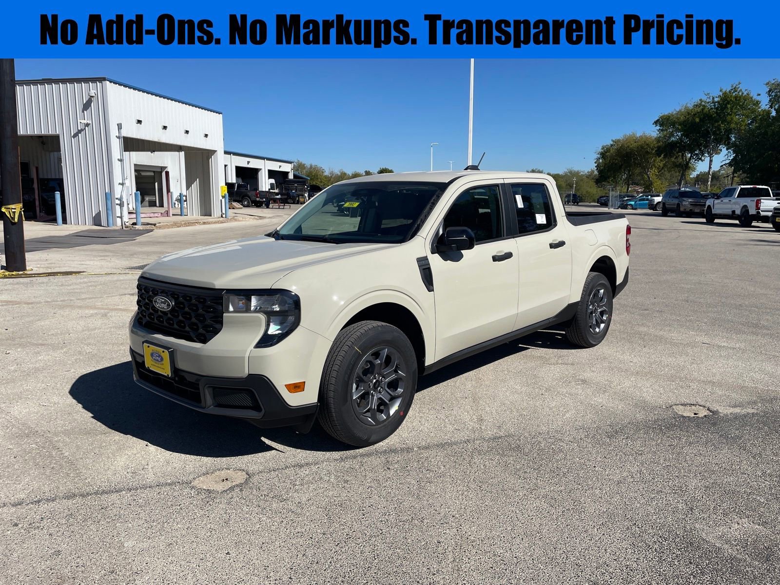 New 2025 Ford Maverick XLT w/ XLT Luxury Package AWD/4WD image 1