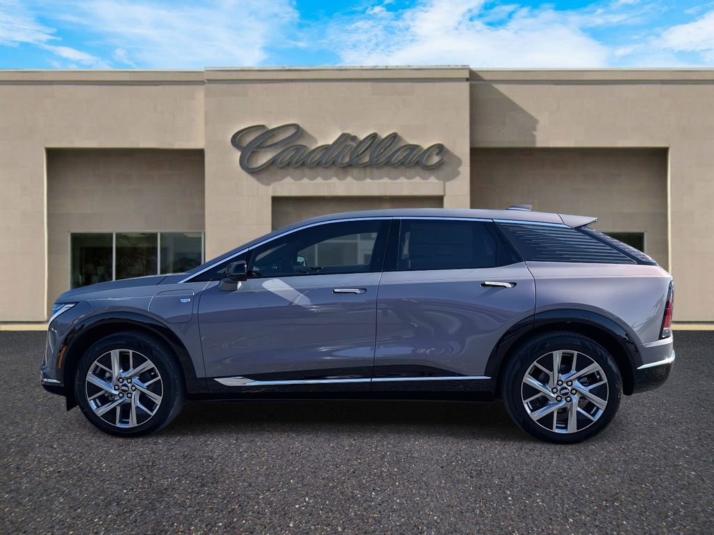 New 2026 Cadillac Optiq Luxury 2 image 6