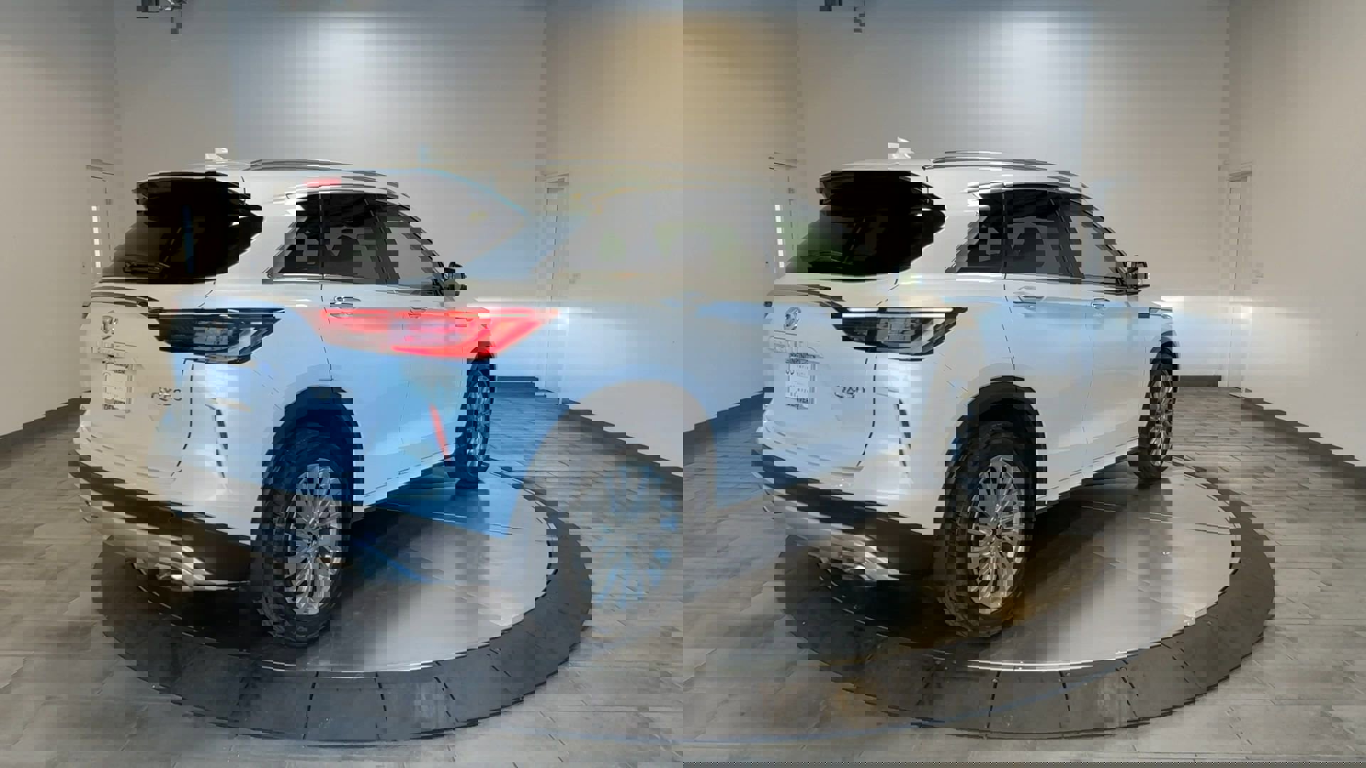 Certified 2023 INFINITI QX50 Luxe image 8