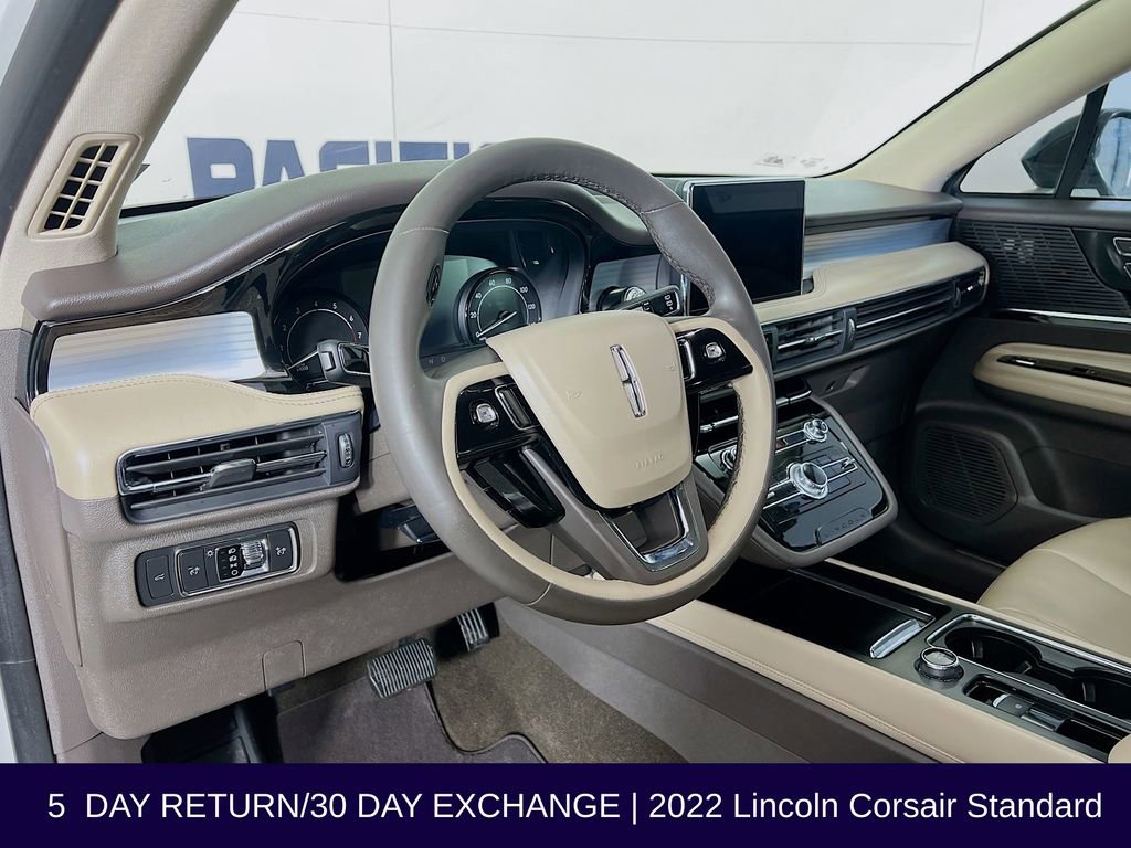 Used 2022 Lincoln Corsair Standard image 11