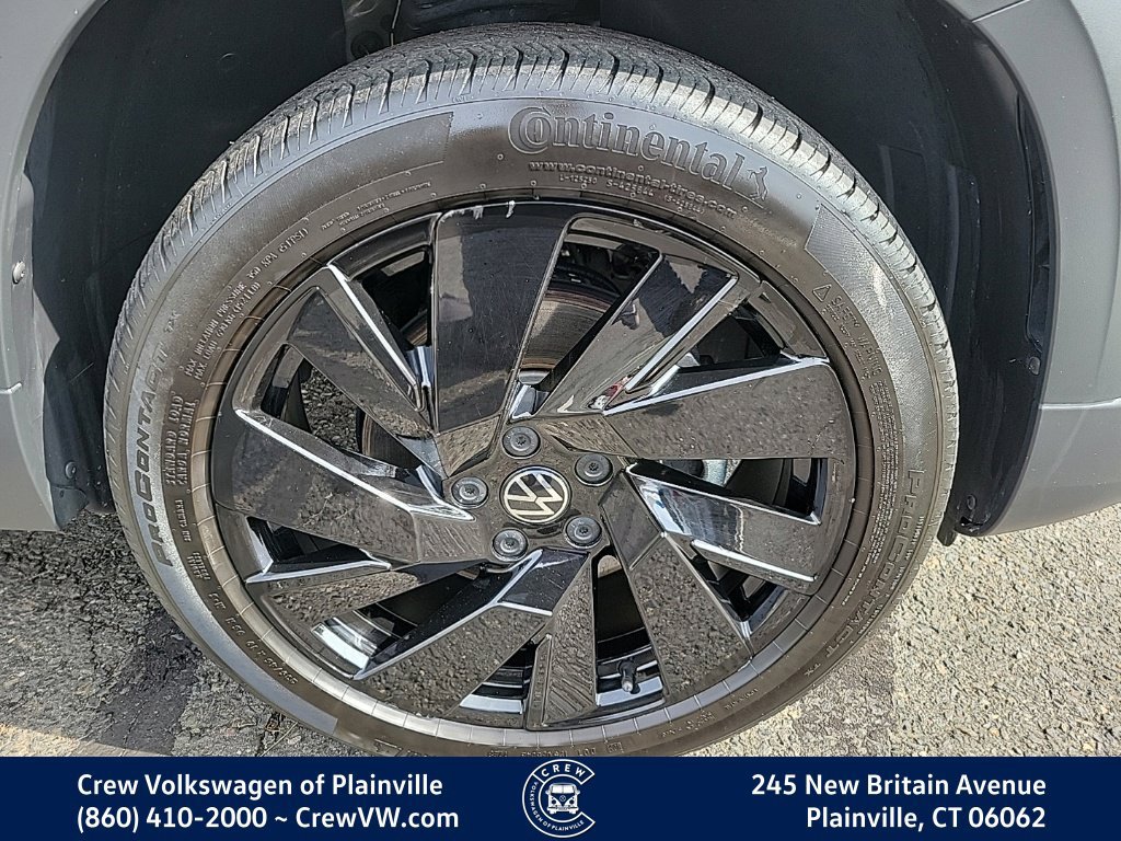 Certified 2023 Volkswagen Taos SE w/ Black Wheel Package AWD/4WD image 20