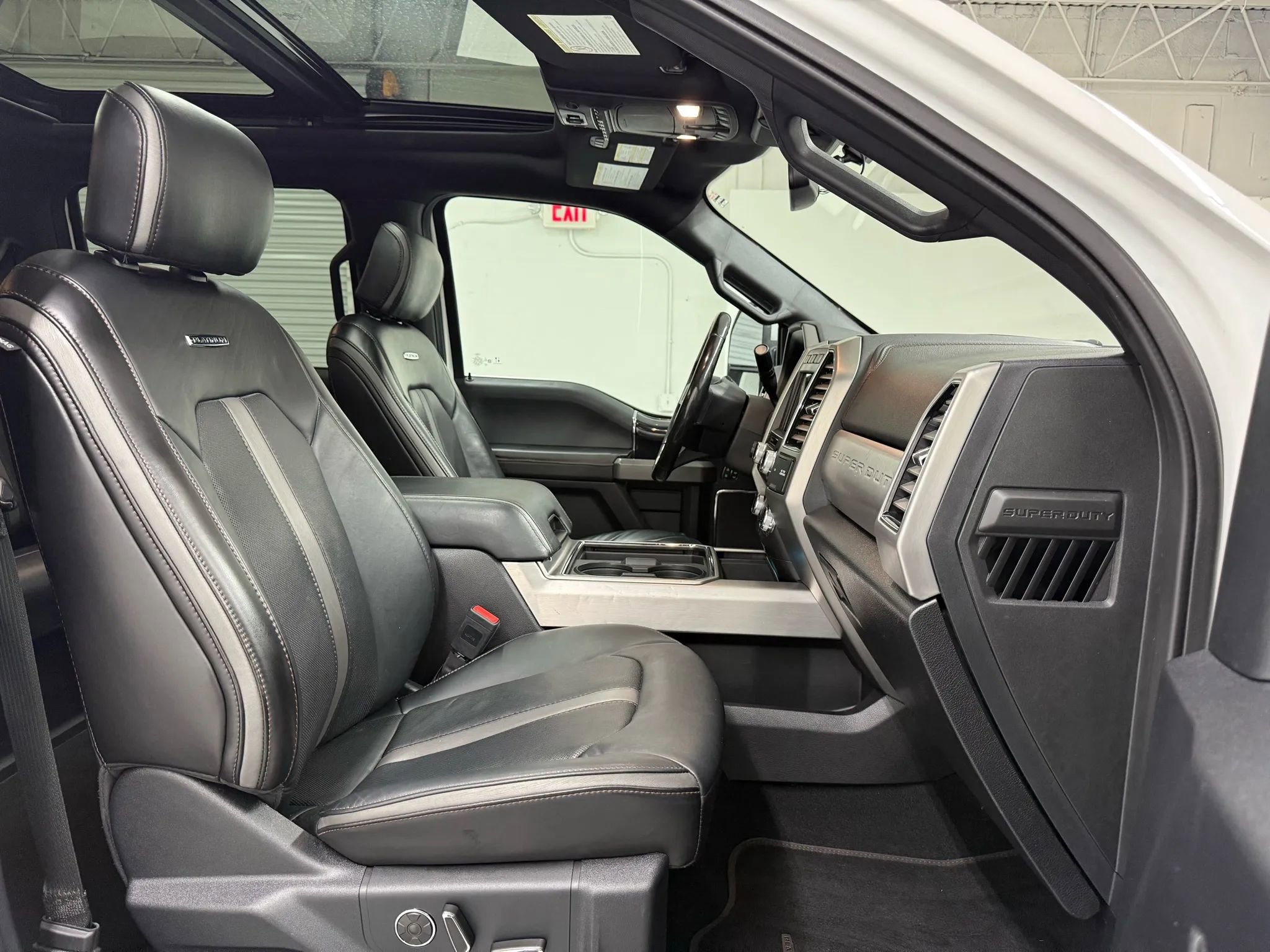 Used 2021 Ford F250 Platinum image 11