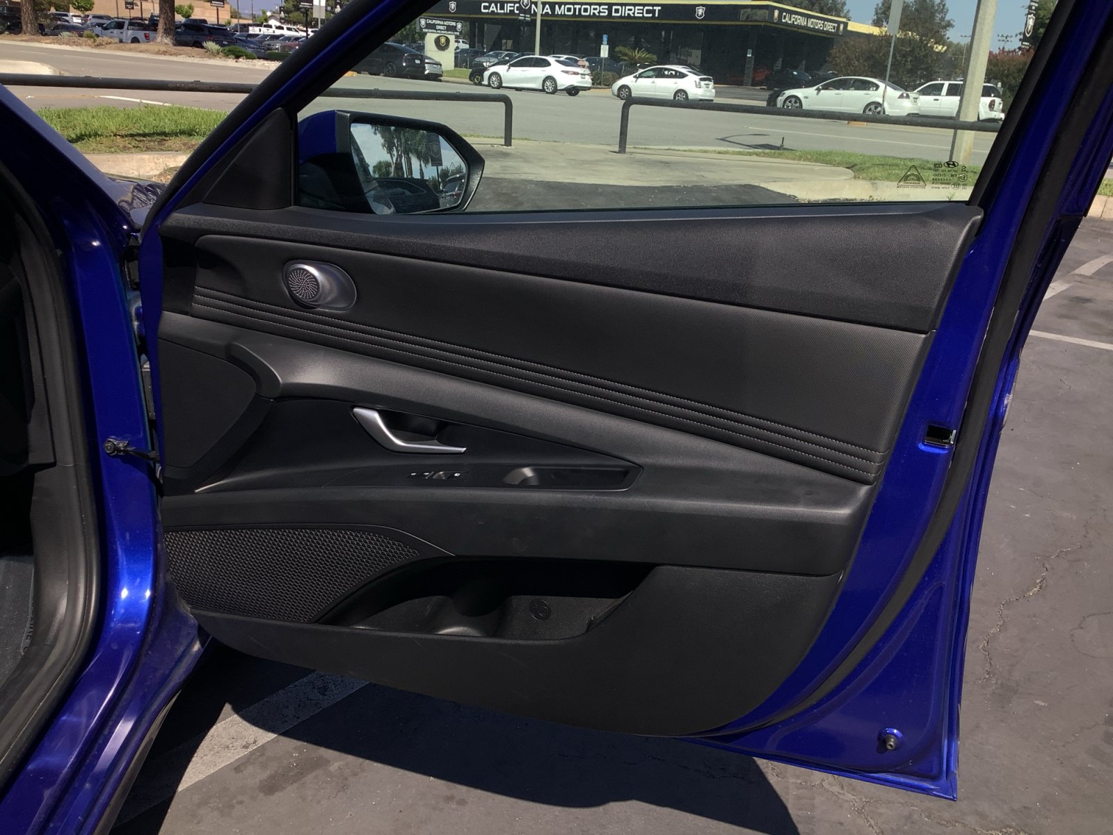 Used 2023 Hyundai Elantra SEL w/ Convenience Package FWD image 24