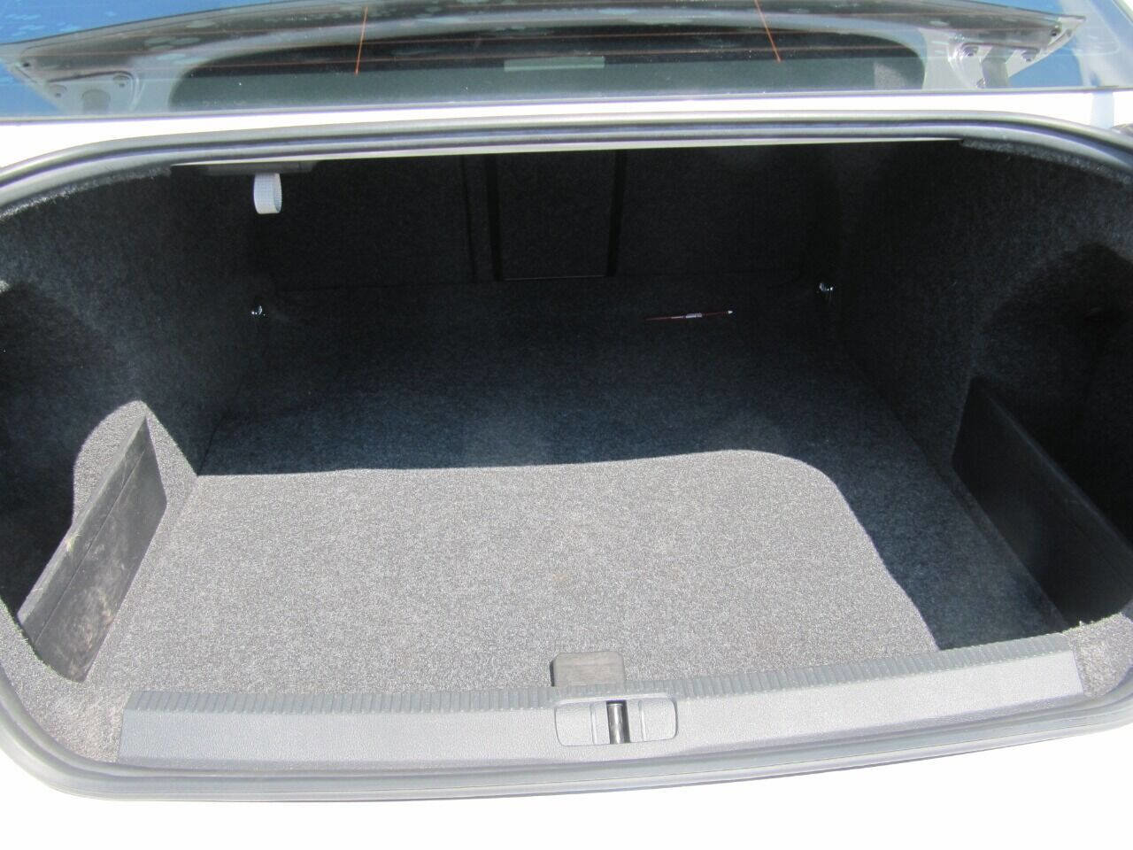 Used 2006 Volkswagen Passat Value Edition image 13