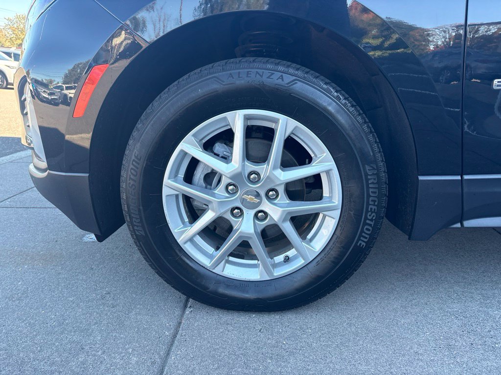 Used 2023 Chevrolet Equinox LT AWD/4WD image 12