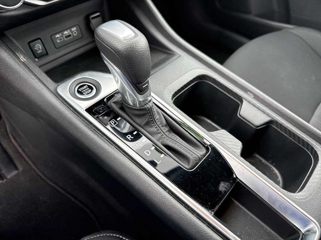 Used 2025 Nissan Sentra SV w/ All-Weather Package FWD image 26