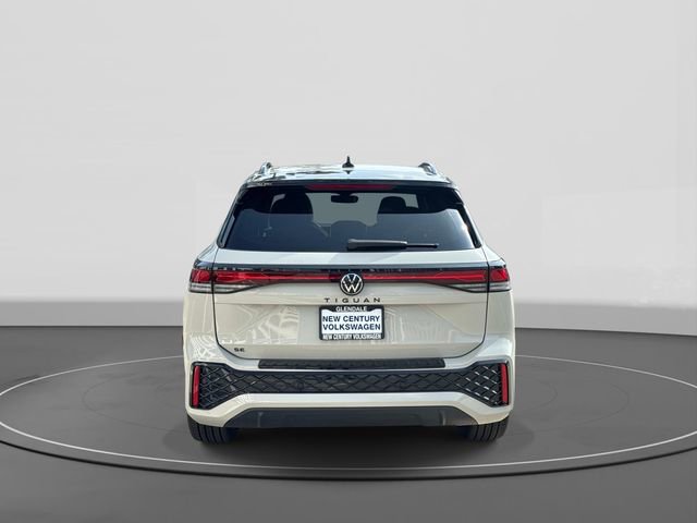 New 2026 Volkswagen Tiguan SE R-Line FWD image 4