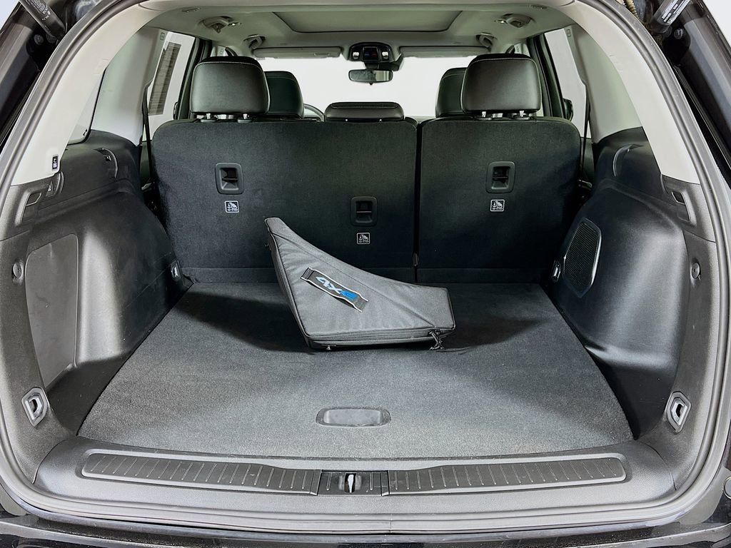 Used 2022 Jeep Grand Cherokee Limited 4xe image 10