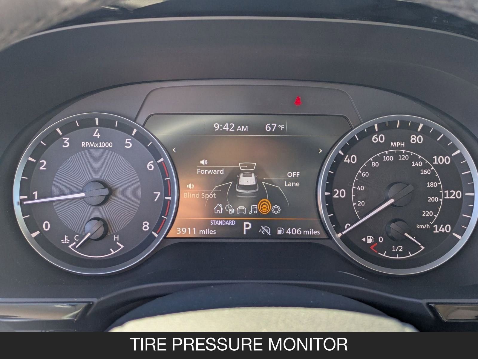 Used 2025 INFINITI QX60 Pure image 19