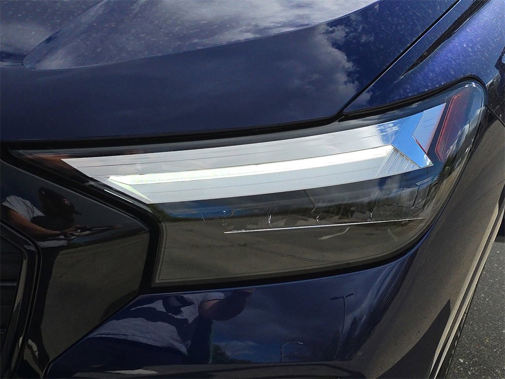 Used 2023 Audi Q4 e-tron Premium image 36