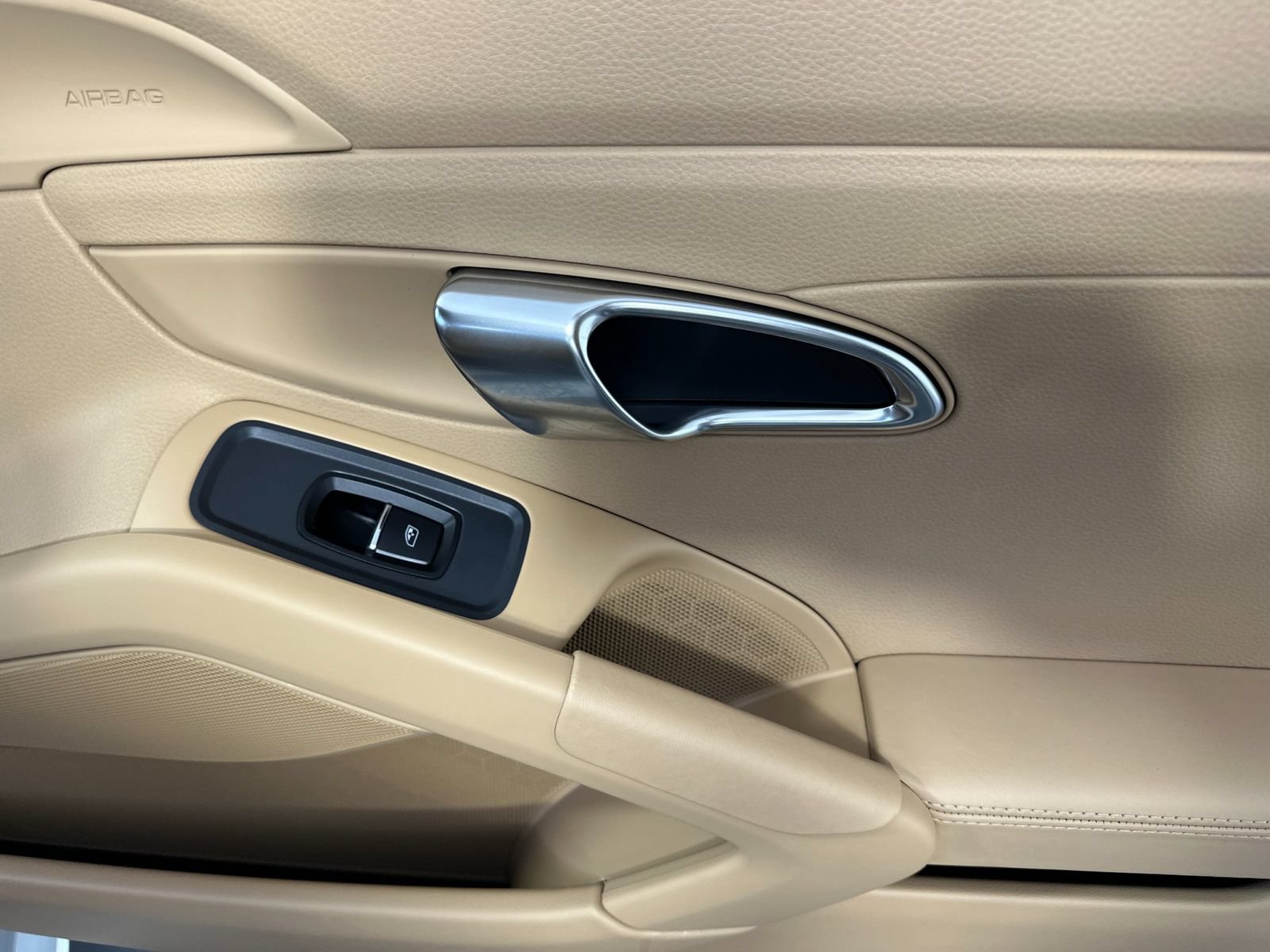 Certified 2017 Porsche 718 Cayman S RWD image 18