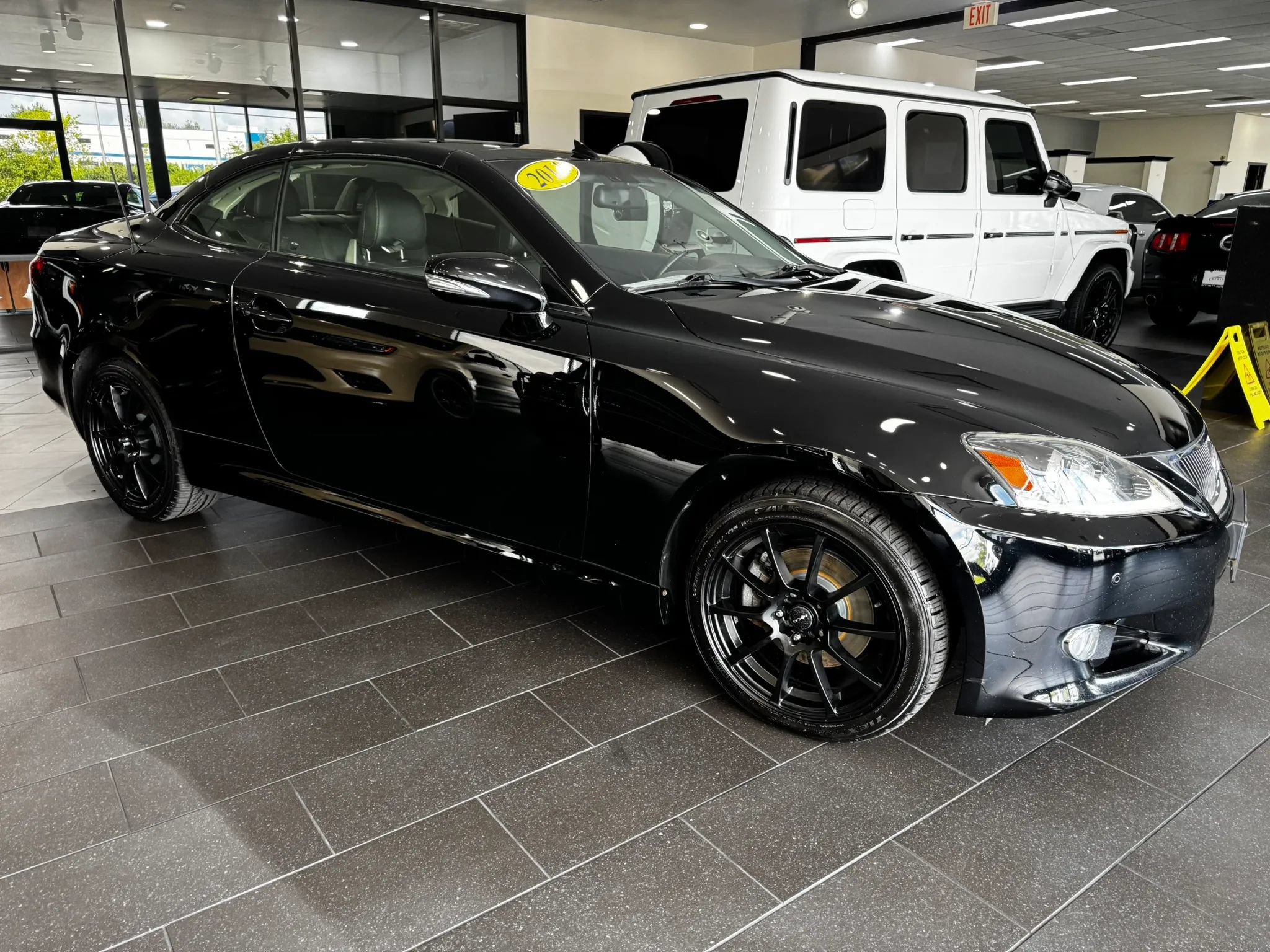 Used 2013 Lexus IS 250C w/ Luxury Pkg RWD image 42