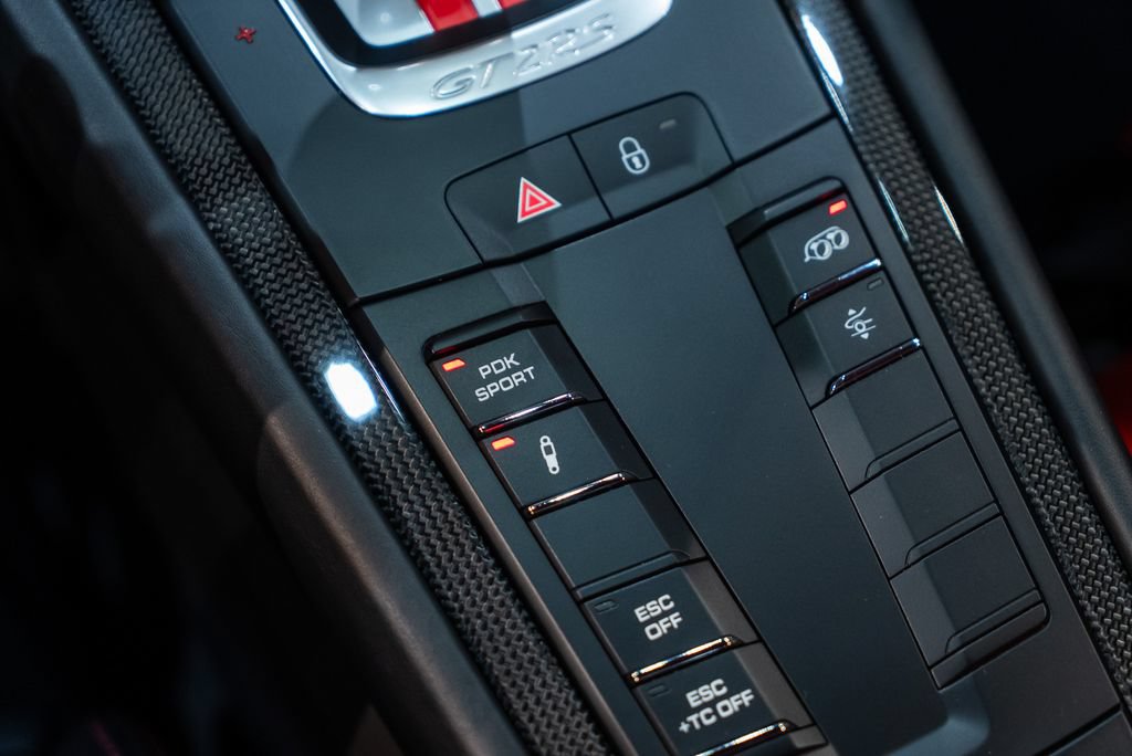 Used 2018 Porsche 911 GT2 RS RWD image 47