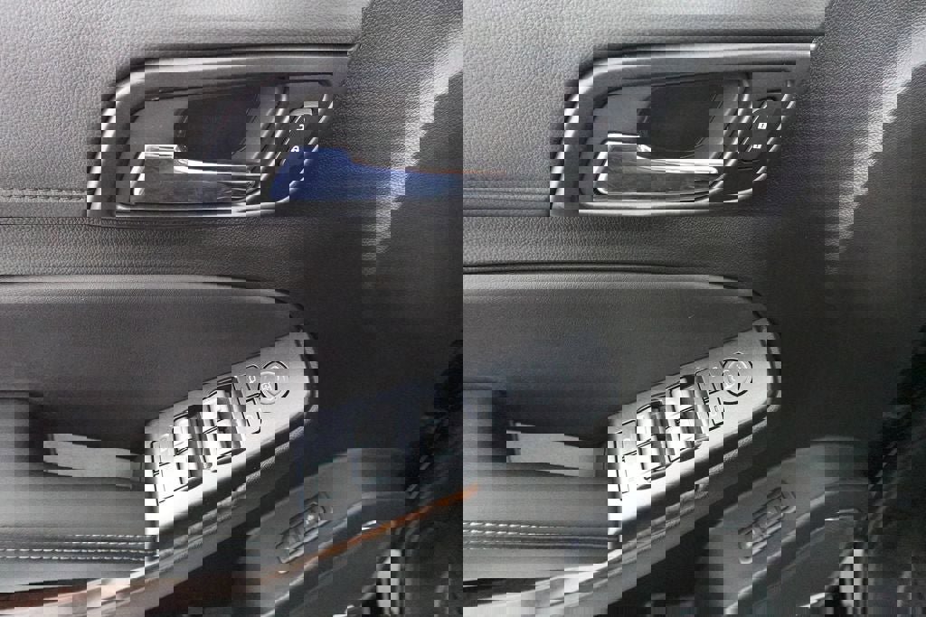 Used 2020 Chevrolet Tahoe LT image 9