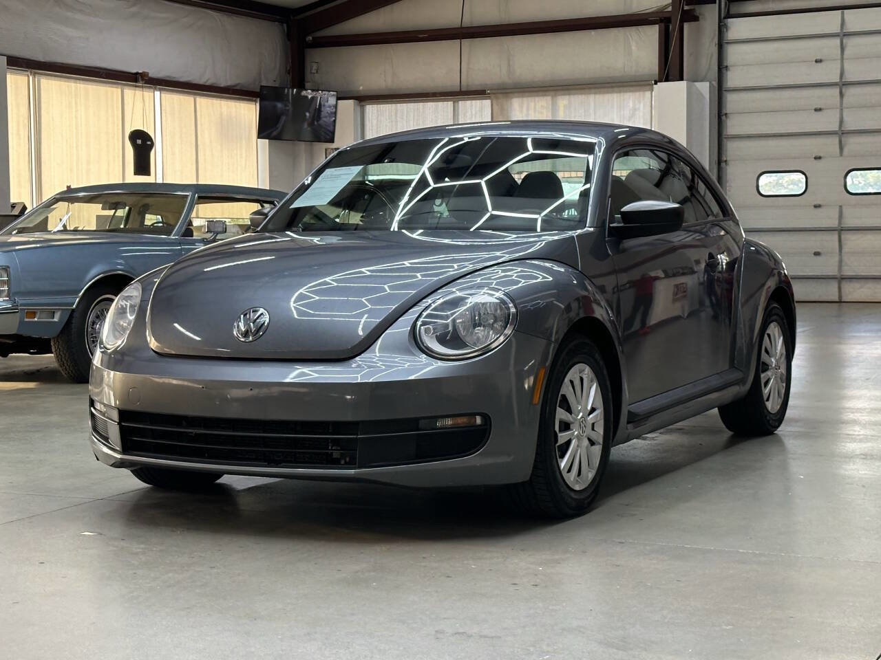 Used 2012 Volkswagen Beetle 2.5 image 5