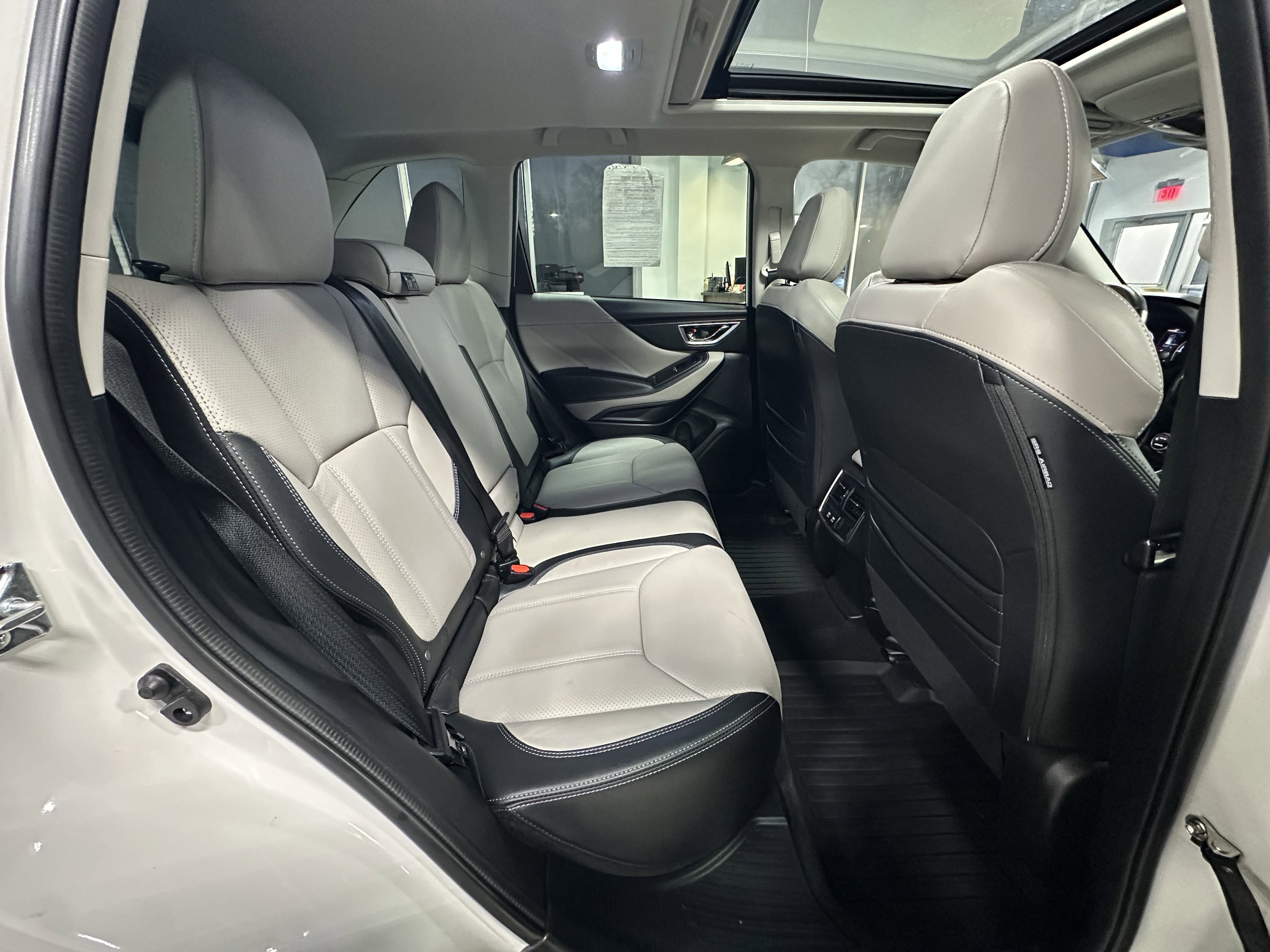 Used 2023 Subaru Forester Limited image 22