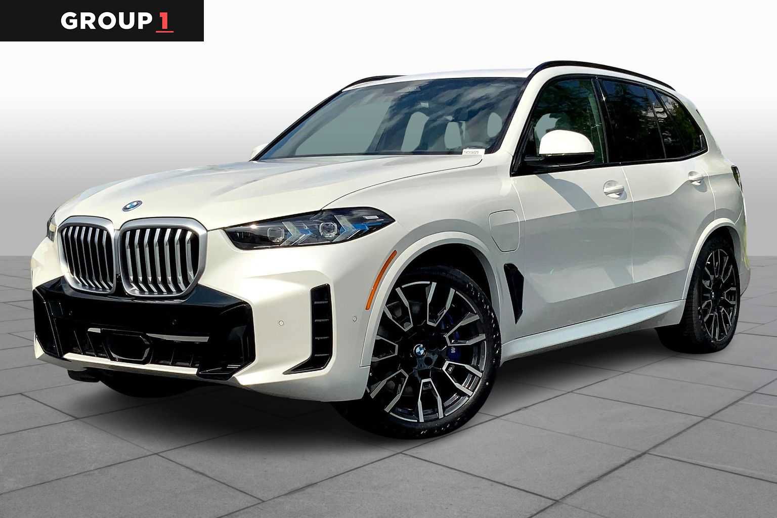 New 2026 BMW X5 xDrive50e w/ M Sport Package