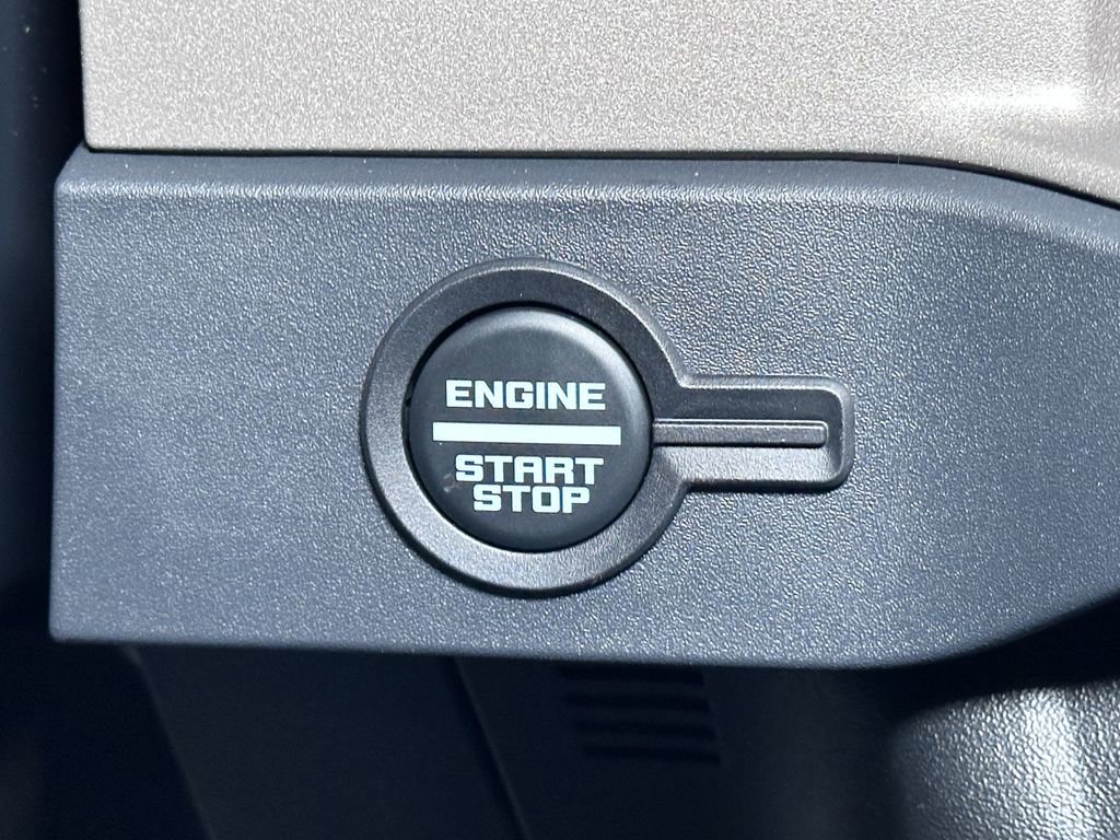 New 2025 Ford Bronco Outer Banks w/ Sasquatch Package image 24