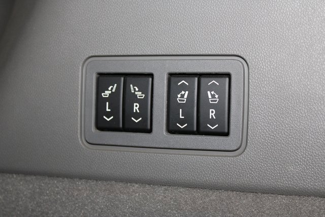 Certified 2023 Cadillac XT6 Premium Luxury w/ Technology Package image 32