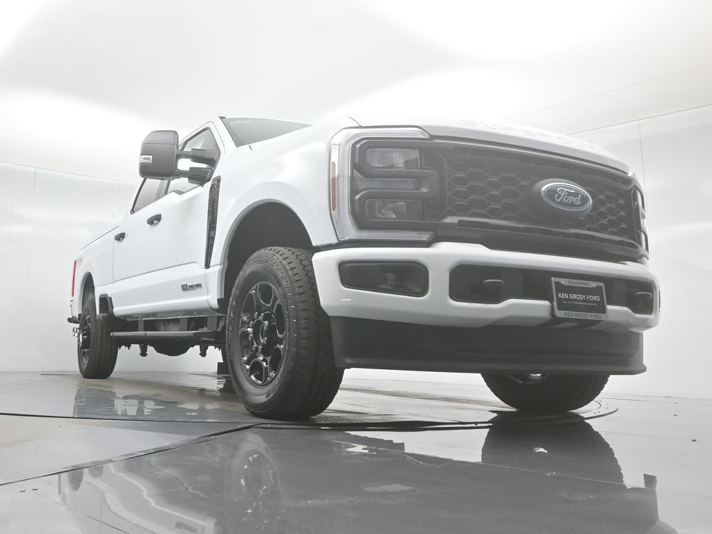 New 2026 Ford F250 XL w/ STX Appearance Package AWD/4WD image 43