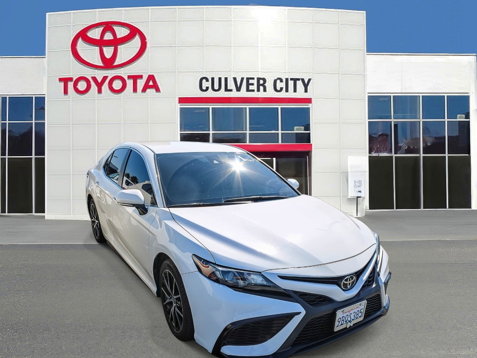 Used 2022 Toyota Camry SE