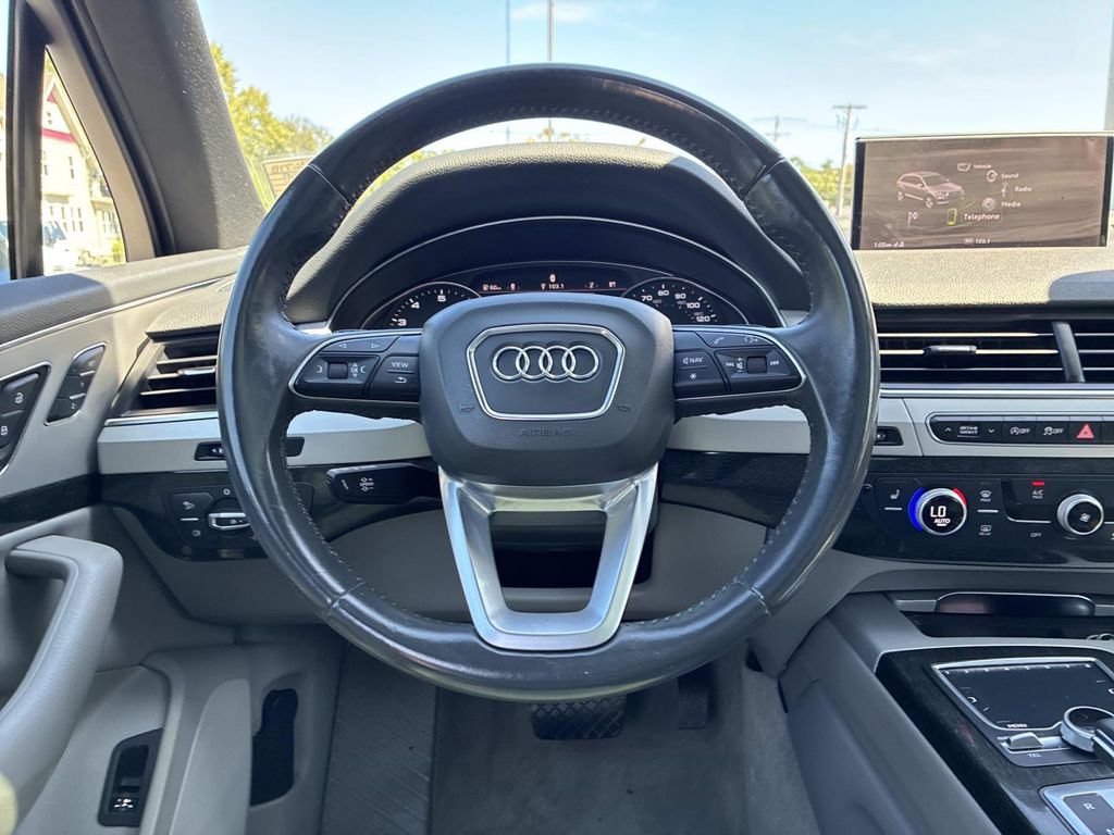 Used 2019 Audi Q7 2.0T Premium AWD/4WD image 21