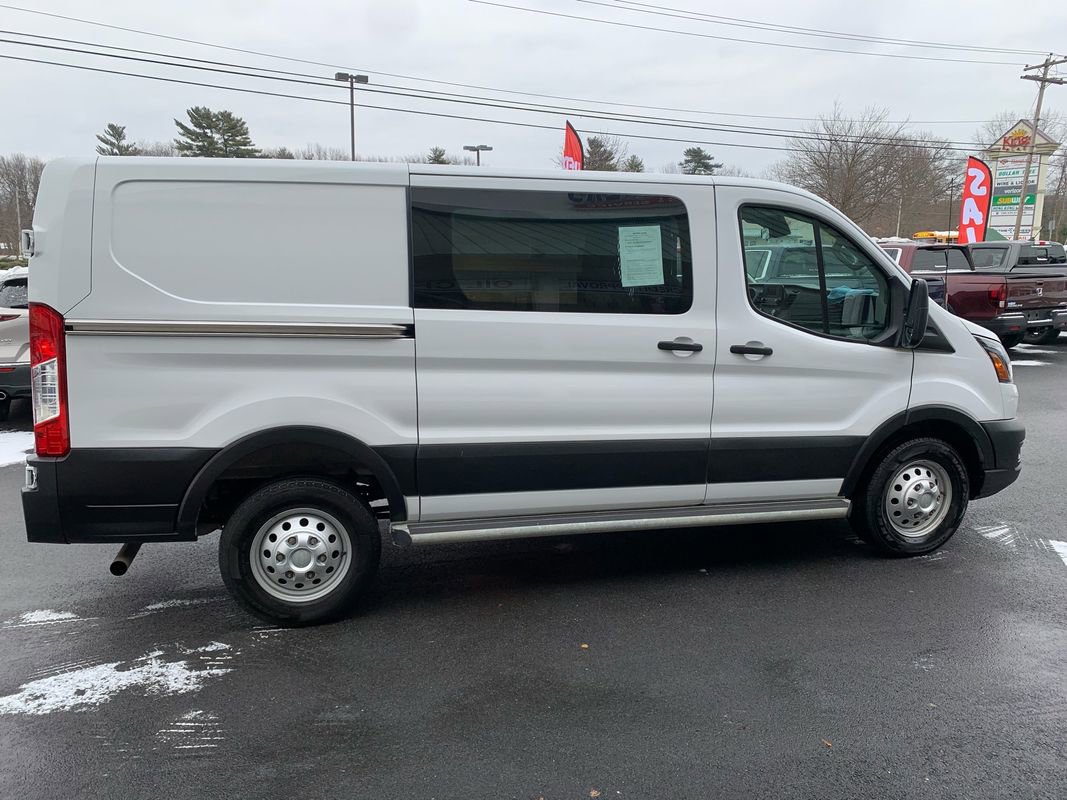 Used 2023 Ford Transit 250 Low Roof AWD w/ Exterior Upgrade Package image 9