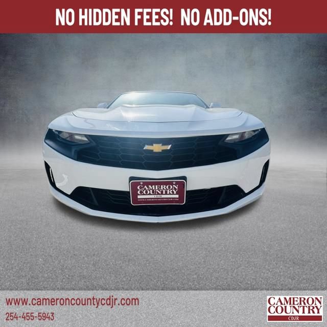 Used 2023 Chevrolet Camaro LT RWD image 2