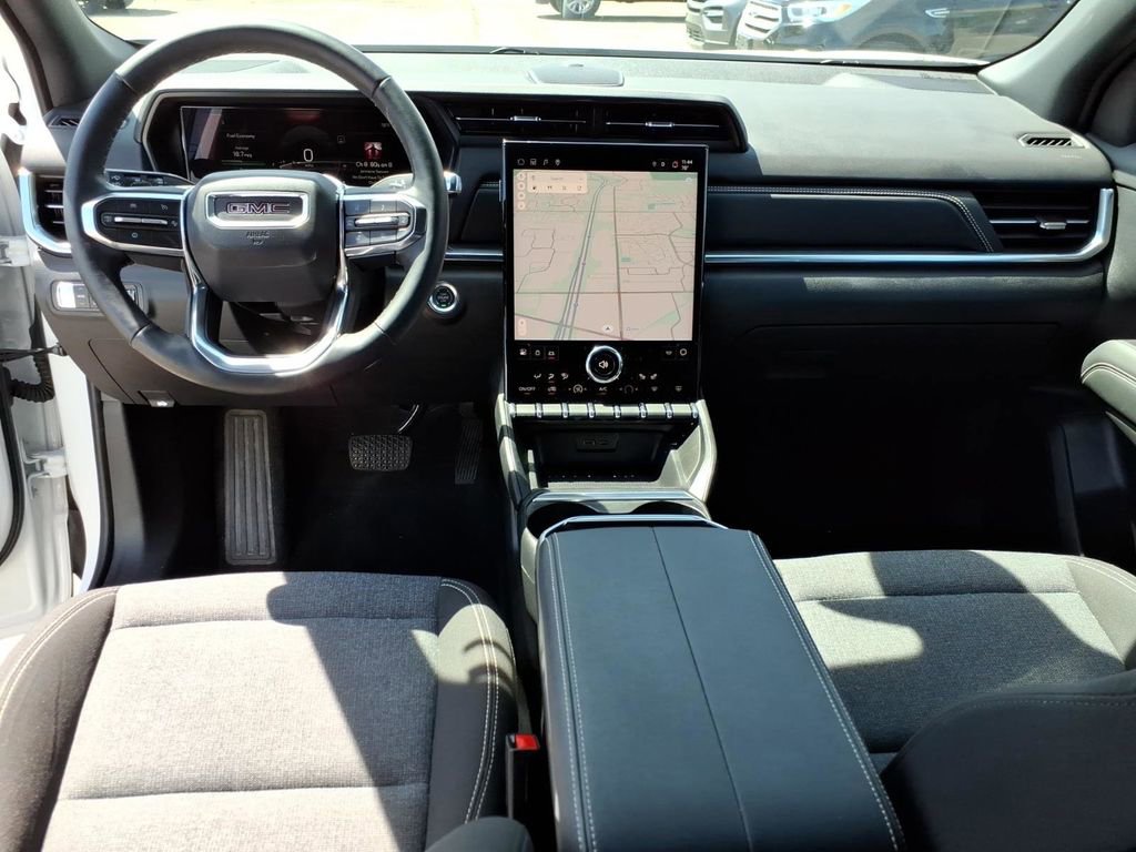 Used 2025 GMC Terrain Elevation AWD/4WD image 12