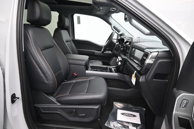 New 2026 Ford F350 Lariat w/ Black Appearance Package AWD/4WD image 8