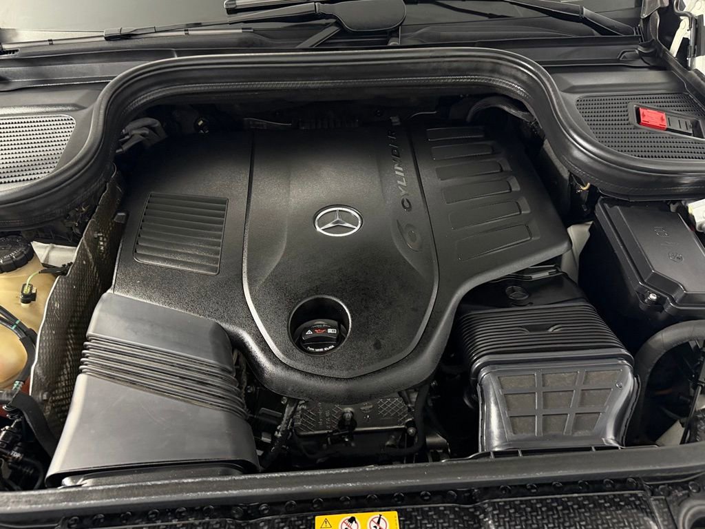 Used 2022 Mercedes-Benz GLS 450 4MATIC image 29