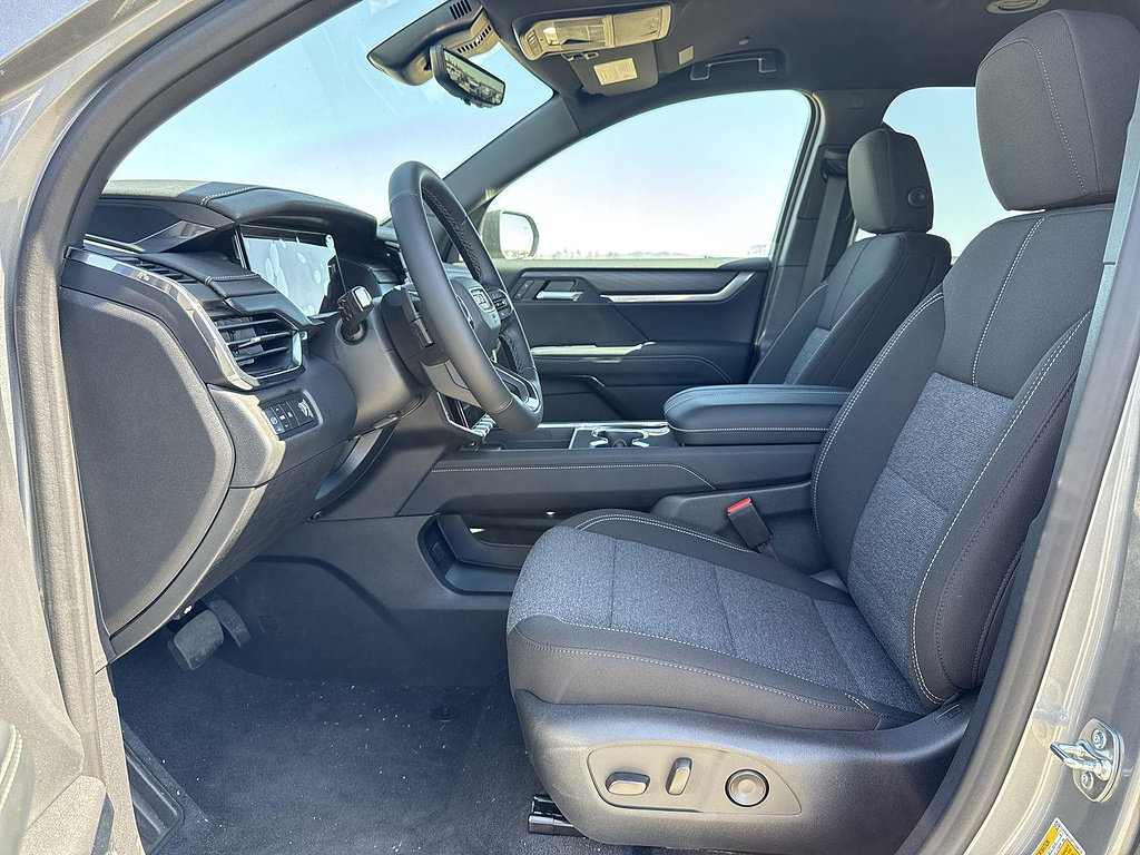 New 2026 GMC Acadia Elevation FWD image 20