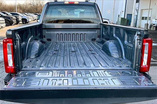 Used 2024 Ford F350 XL image 7