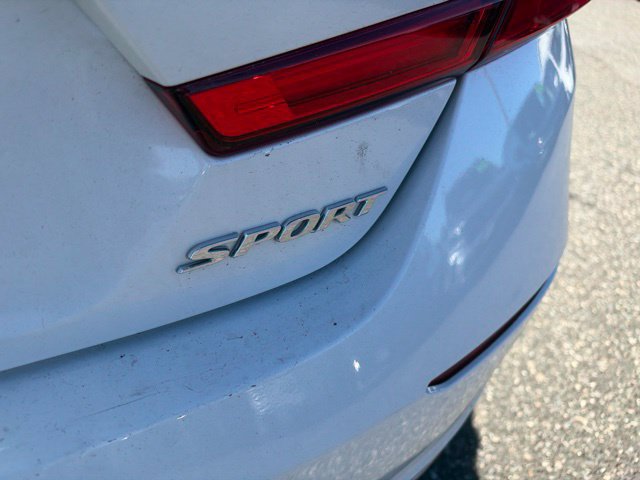 Used 2021 Honda Accord Sport image 9
