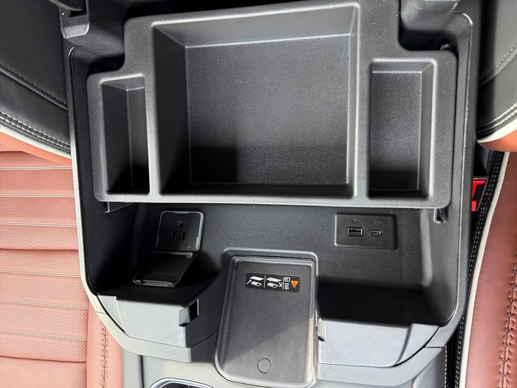 Used 2025 GMC Sierra 1500 Denali Ultimate image 23