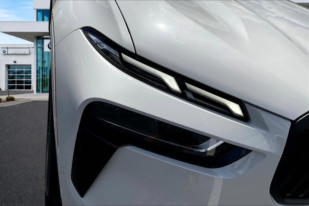 New 2027 BMW X7 M60i AWD/4WD image 32