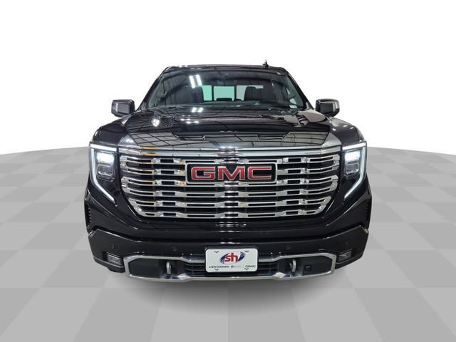 Certified 2022 GMC Sierra 1500 Denali w/ Technology Package AWD/4WD image 3