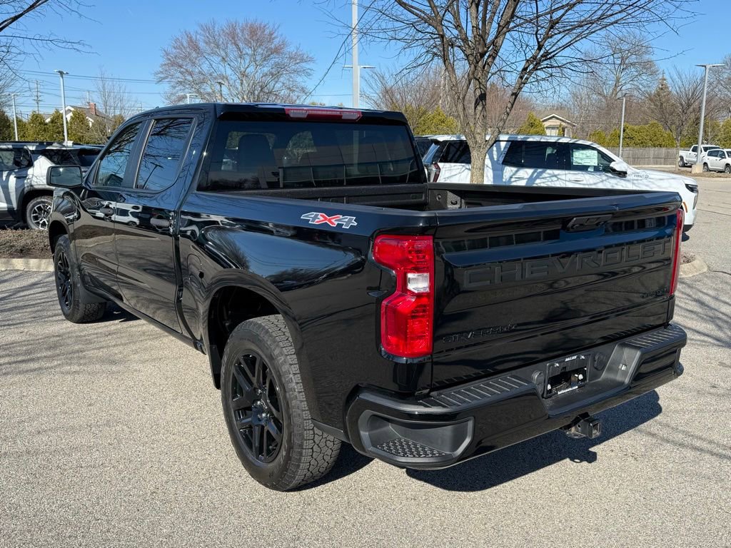 Used 2024 Chevrolet Silverado 1500 Custom w/ Turbomax Blackout Package image 3