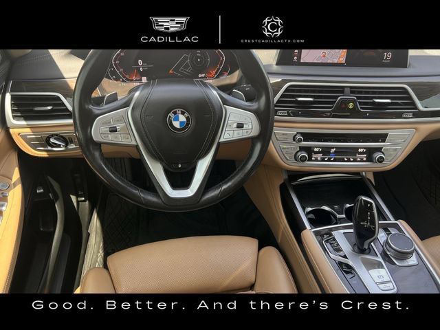 Used 2022 BMW 740i RWD image 13