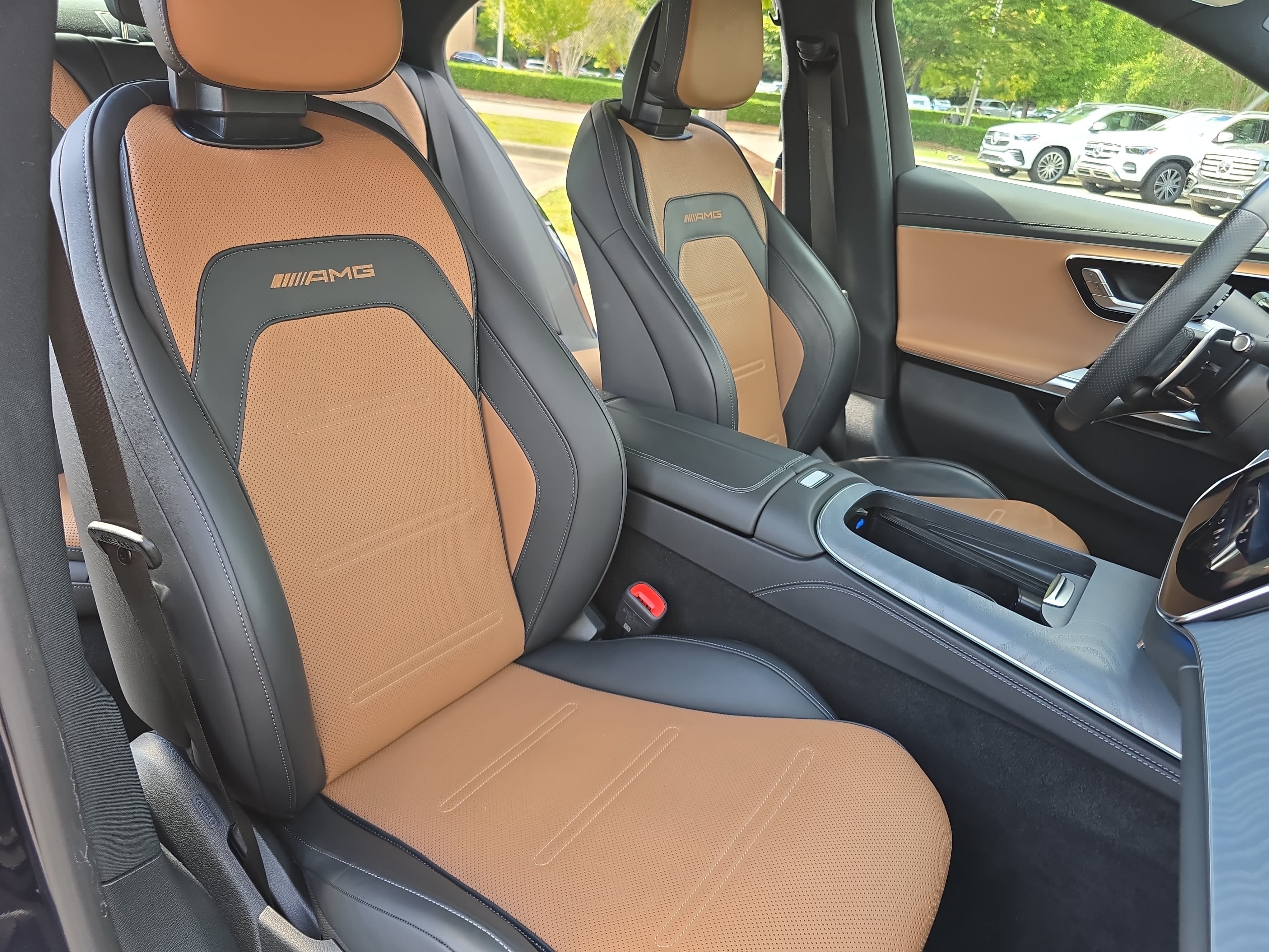 Certified 2025 Mercedes-Benz E 53 AMG e 4MATIC Sedan image 10